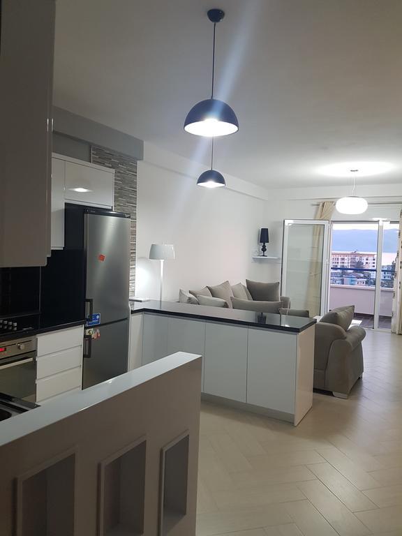 Modern Cozy Seaview 公寓 Vlore